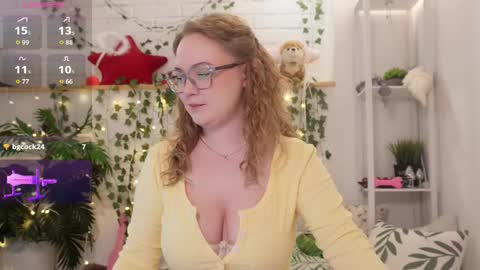 monicaasis online show from 09-21-25, 05:58