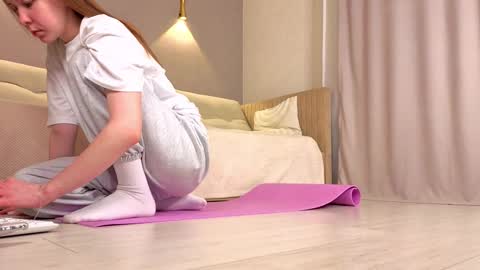 my name is Nika online show from 12-20-25, 04:36