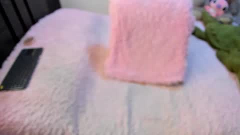 Snapshot of monicaharrison chatting on 05-15-26, 12:23 monicaharrison online show from 05-15-26, 12:23