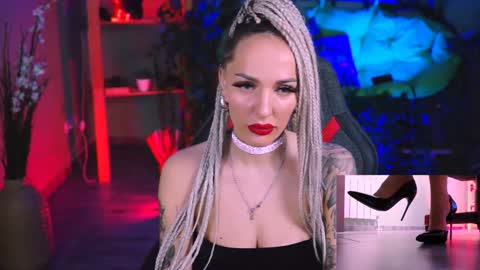 Monika online show from 02-06-25, 11:54