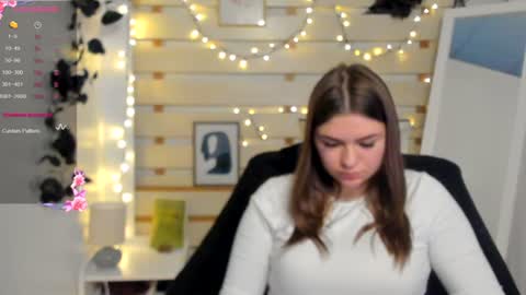 Monika online show from 03-12-26, 10:54