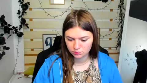 Snapshot of monika_youu chatting on 04-23-26, 12:15 Monika online show from 04-23-26, 12:15