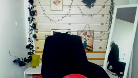Snapshot of monika_youu chatting on 08-04-26, 12:19 Monika online show from 08-04-26, 12:19