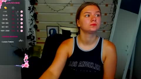 Snapshot of monika_youu chatting on 08-05-26, 02:42 Monika online show from 08-05-26, 02:42
