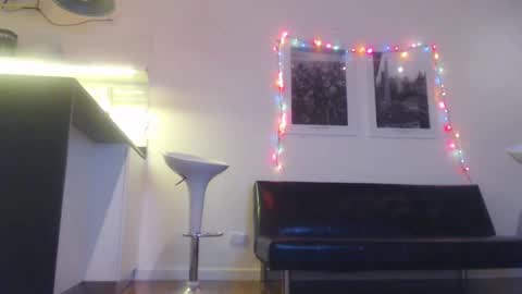 Snapshot of monikfree chatting on 12-03-24, 09:44 Monikfree online show from 12-03-24, 09:44