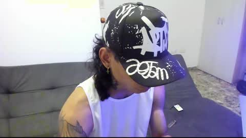 Snapshot of monkeyd_66 chatting on 12-11-24, 10:47 monkeyd_66 online show from 12-11-24, 10:47