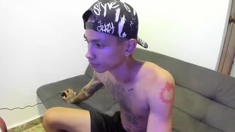 Snapshot of monkeyd_66 chatting on 12-20-24, 02:38 monkeyd_66 online show from 12-20-24, 02:38