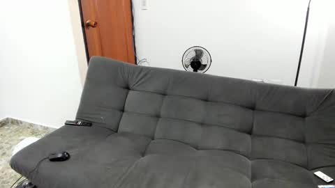 Snapshot of monkeyd_66 chatting on 01-04-25, 01:21 monkeyd_66 online show from 01-04-25, 01:21