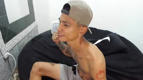 Snapshot of monkeyd_66 chatting on 02-01-25, 10:26 monkeyd_66 online show from 02-01-25, 10:26