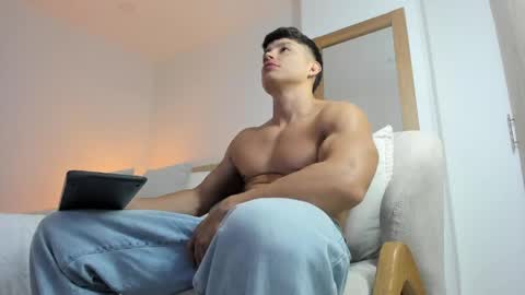 Snapshot of monkeys_pug chatting on 04-27-26, 01:47 jalejoc online show from 04-27-26, 01:47