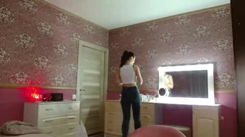 monparis_dream online show from 11-13-25, 12:15