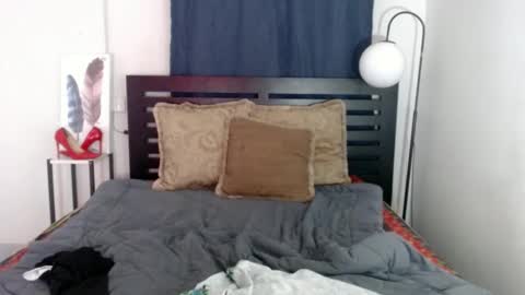 Snapshot of monstercock69_jamaica chatting on 01-03-25, 06:03 Jhamaica online show from 01-03-25, 06:03