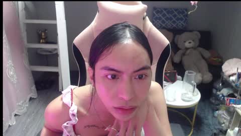 ELYSE A SIMPLE GIRL online show from 04-04-26, 12:13