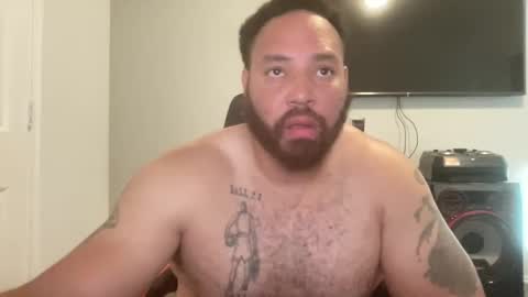 Snapshot of monsterdom9 chatting on 10-05-25, 02:37 monsterdom9 online show from 10-05-25, 02:37