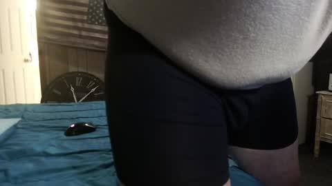 Snapshot of montana6897 chatting on 12-19-24, 01:50 Kingalby817 online show from 12-19-24, 01:50