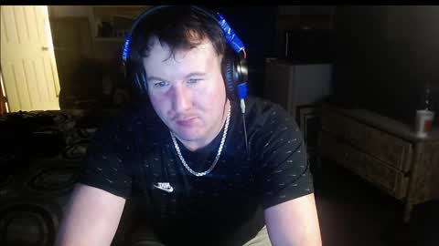 Snapshot of montana6897 chatting on 01-19-25, 12:06 Kingalby817 online show from 01-19-25, 12:06