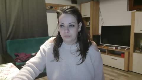 Monse online show from 02-11-25, 05:18