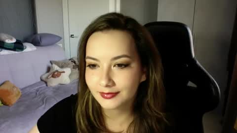 moodiemira online show from 09-16-25, 03:02