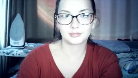 Snapshot of moodiemira chatting on 06-05-26, 04:13 moodiemira online show from 06-05-26, 04:13
