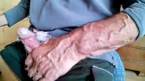 Snapshot of mookie2 chatting on 10-22-25, 03:12 mookie2 online show from 10-22-25, 03:12