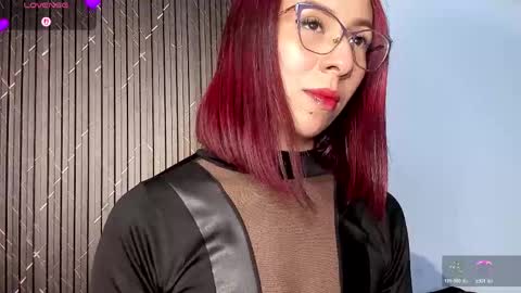 Snapshot of moolly_evanz chatting on 04-18-26, 04:55 moolly_evanz online show from 04-18-26, 04:55