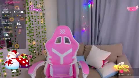 Moon  Bunny online show from 12-13-25, 08:47