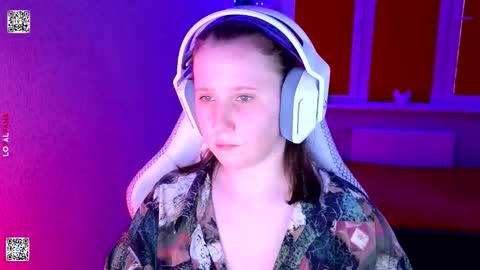 Lola online show from 03-10-26, 03:06