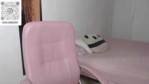 Snapshot of moon_cat85 chatting on 02-20-25, 06:24 Luna online show from 02-20-25, 06:24