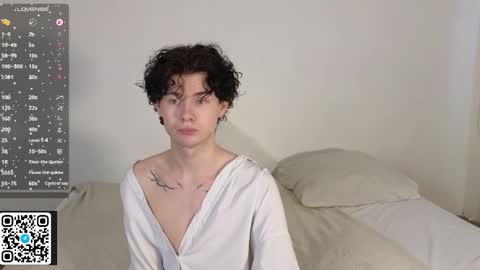 moon_gloww online show from 02-12-26, 05:46