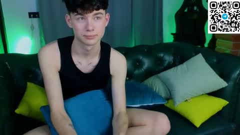 moon_gloww online show from 03-02-26, 10:00