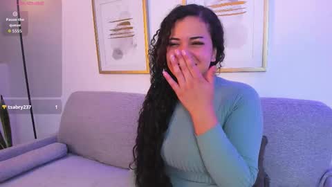 Snapshot of moon_shaddow chatting on 01-08-26, 12:18 Moon online show from 01-08-26, 12:18