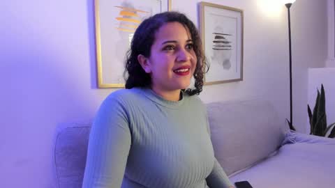 Snapshot of moon_shaddow chatting on 02-11-26, 03:55 Moon online show from 02-11-26, 03:55