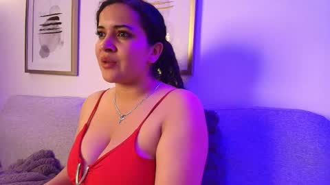 Snapshot of moon_shaddow chatting on 02-20-26, 06:26 Moon online show from 02-20-26, 06:26