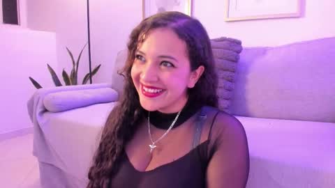 Snapshot of moon_shaddow chatting on 02-28-26, 03:07 Moon online show from 02-28-26, 03:07