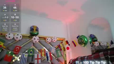Snapshot of moon_water__ chatting on 06-13-26, 10:24 Moon Water online show from 06-13-26, 10:24
