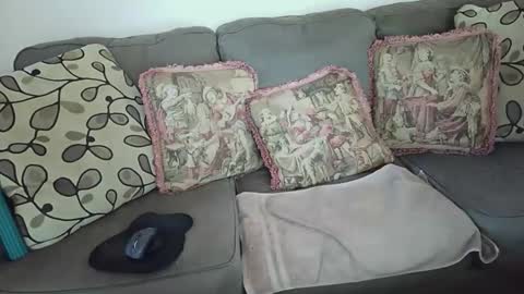 moondanceraa online show from 10-08-25, 10:51