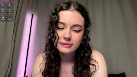 moonfaairy online show from 03-26-26, 07:19