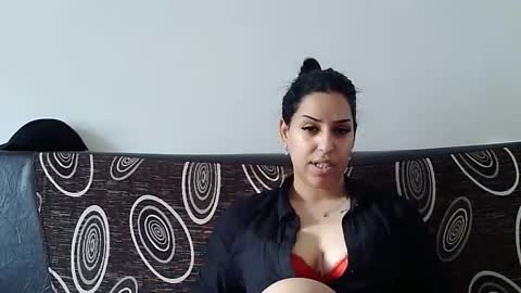 Claire online show from 03-17-26, 02:42