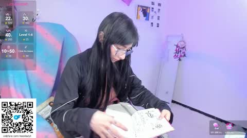 MOON  online show from 09-19-25, 04:03