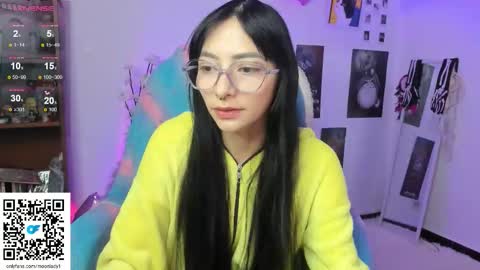 MOON  online show from 10-29-25, 11:39