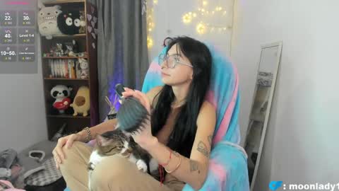 MOON  online show from 04-06-26, 03:26