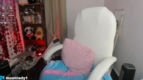 MOON  online show from 05-21-26, 04:30