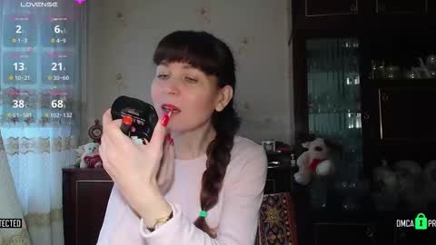 Snapshot of moonlight_88888 chatting on 12-20-25, 12:01 Moonlight 88888 online show from 12-20-25, 12:01