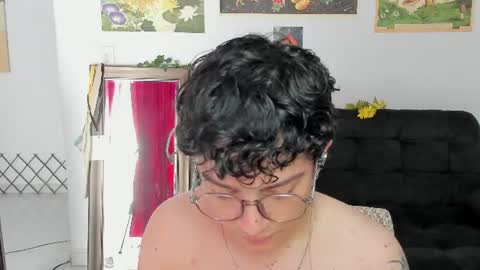 Clove online show from 08-04-26, 03:47