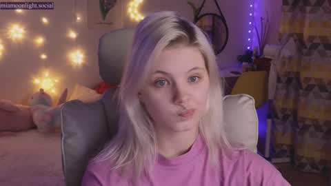 Mia   online show from 12-24-24, 05:02