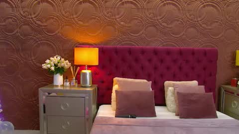 moonligt_iris online show from 09-14-25, 04:33