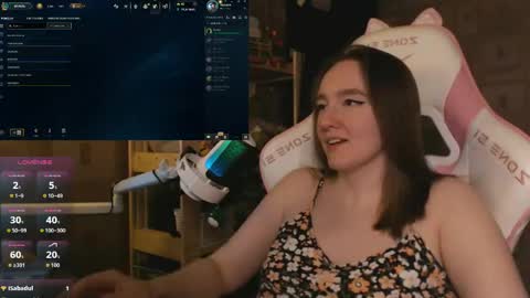 Snapshot of moonlish_siren chatting on 04-30-26, 09:30 Katrin online show from 04-30-26, 09:30