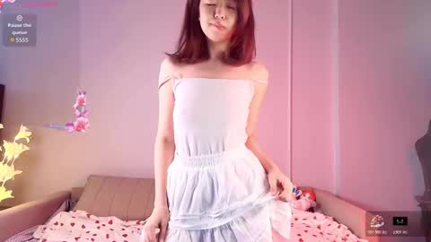 Snapshot of moonmimmi chatting on 02-21-26, 03:18 moonmimmi online show from 02-21-26, 03:18