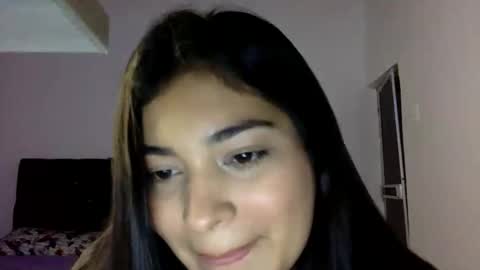 Snapshot of moonvan chatting on 11-16-25, 03:23 moonvan online show from 11-16-25, 03:23