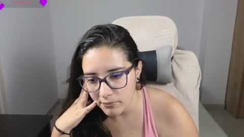 Snapshot of moonwoman_ chatting on 07-02-26, 02:33 Moon Woman online show from 07-02-26, 02:33